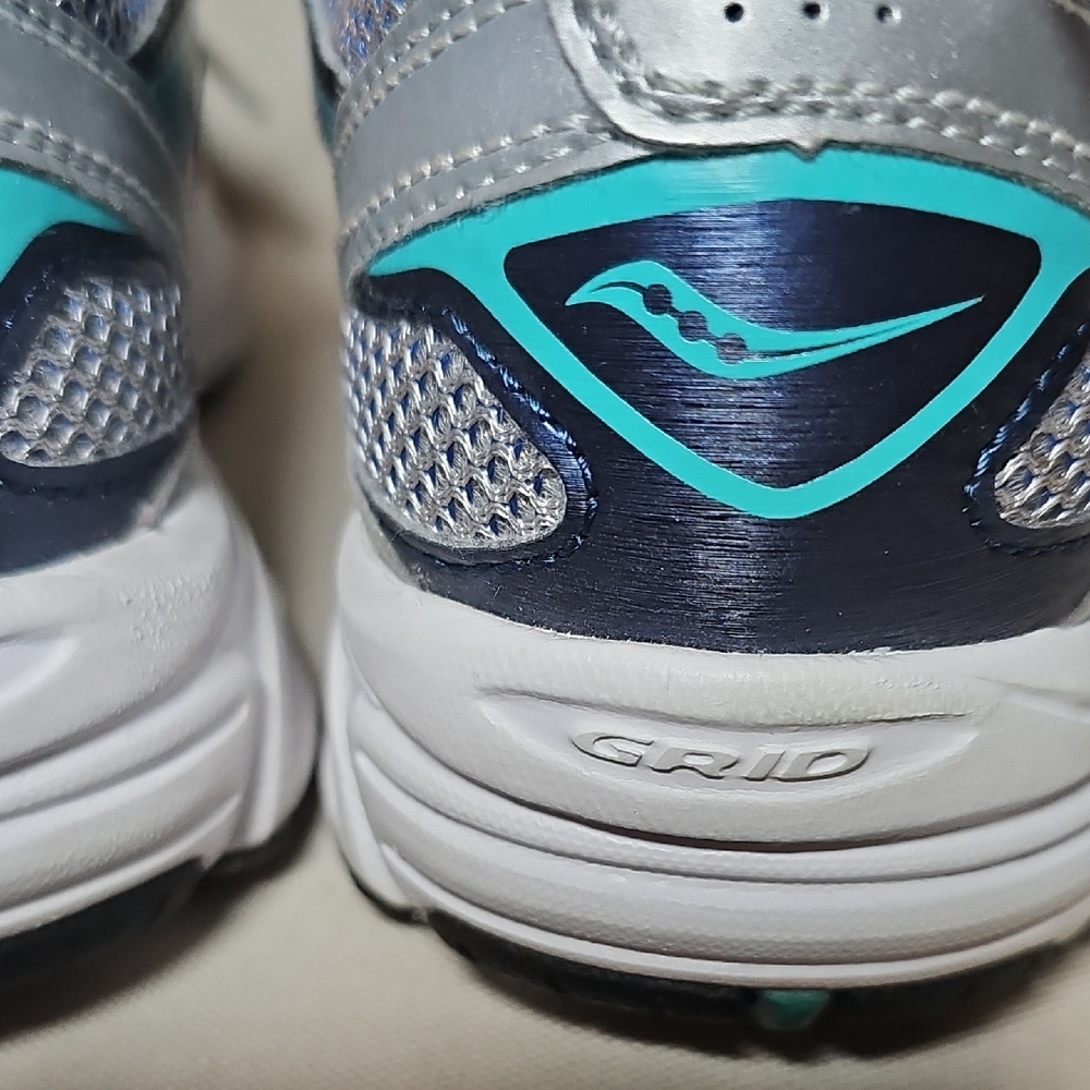 Saucony Womans Silver and Teal Sneakers - Picture 6 of 10